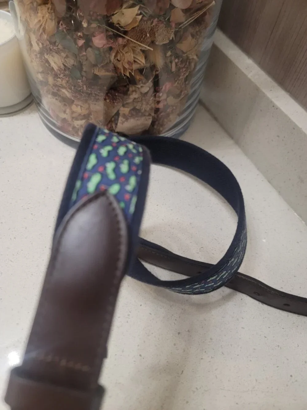 Vineyard Vines Whale Belt Mens 34 Navy Blue / GreenEhale Print USA